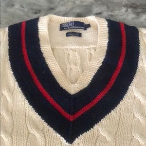 Tennis sweater